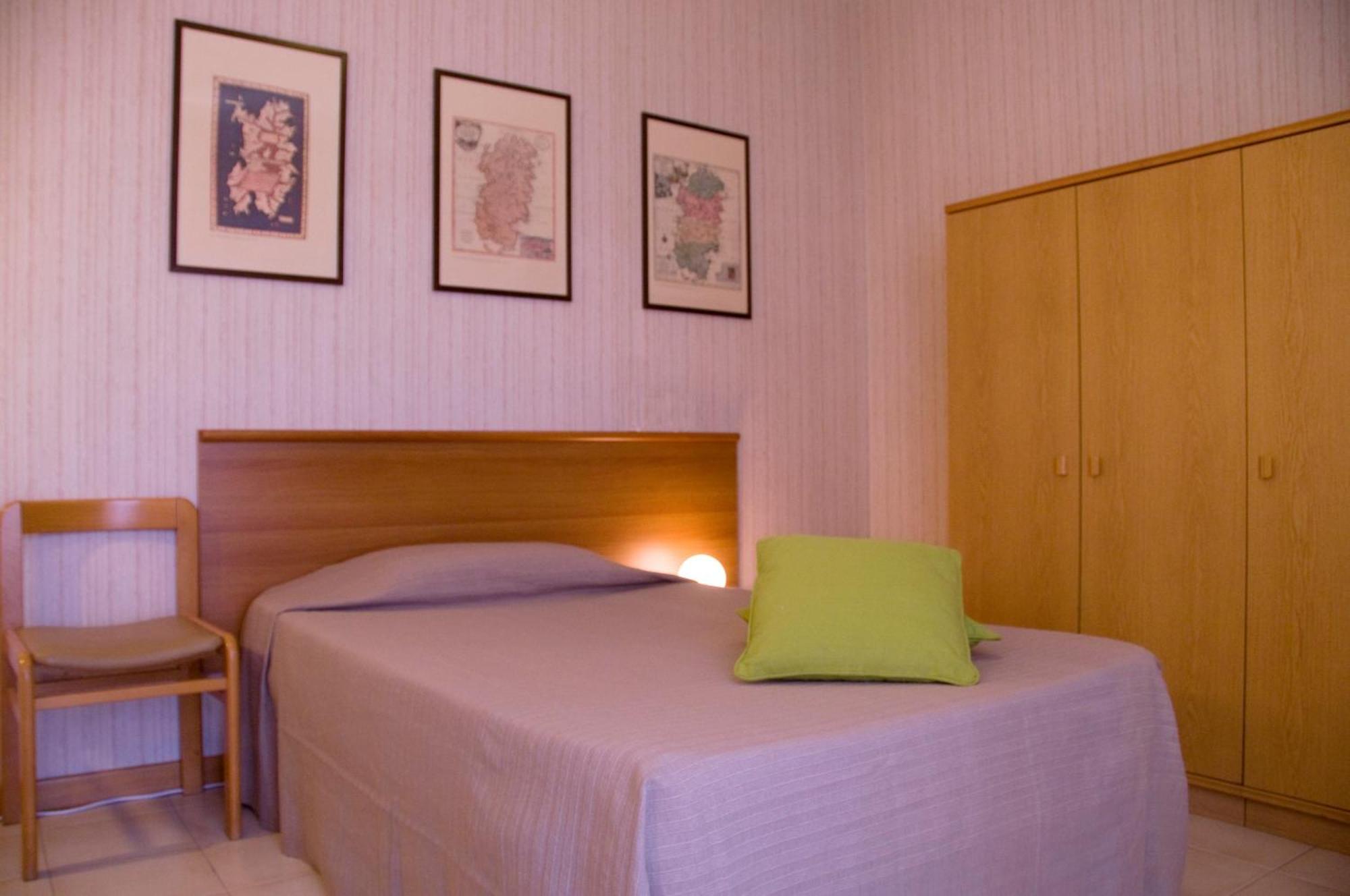 Hotel Residence Ulivi E Palme Κάλιαρι Εξωτερικό φωτογραφία