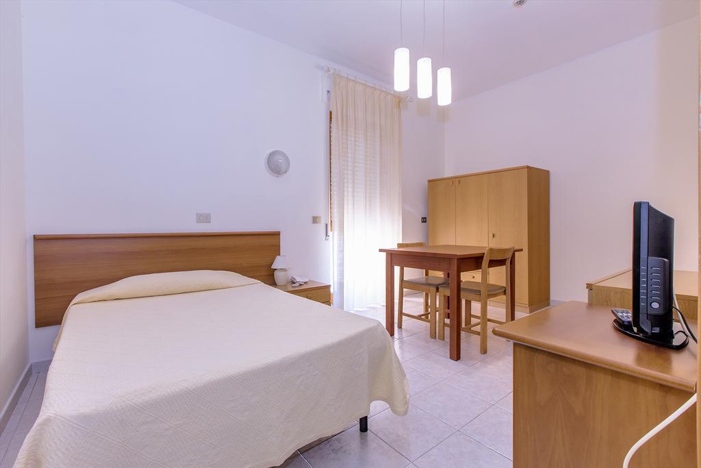 Hotel Residence Ulivi E Palme Κάλιαρι Εξωτερικό φωτογραφία