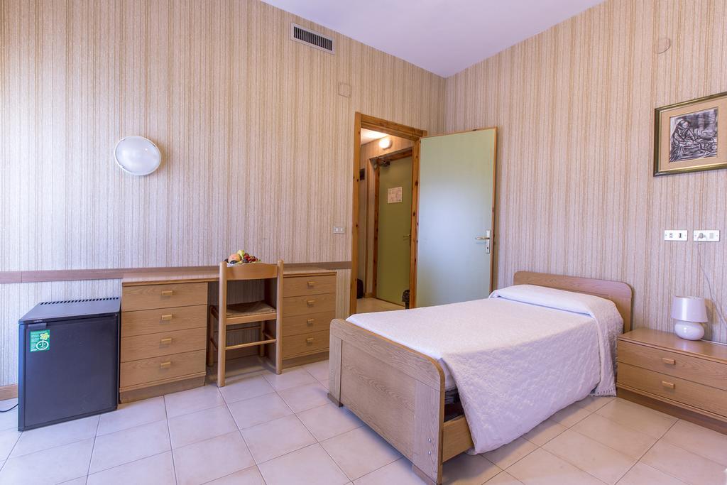 Hotel Residence Ulivi E Palme Κάλιαρι Εξωτερικό φωτογραφία
