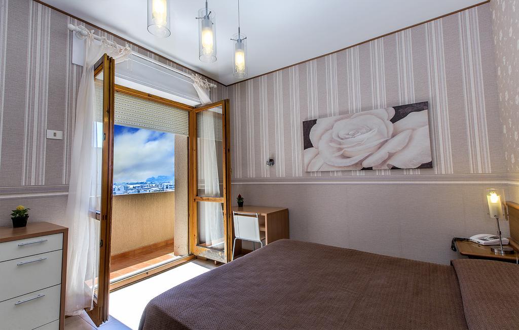 Hotel Residence Ulivi E Palme Κάλιαρι Εξωτερικό φωτογραφία