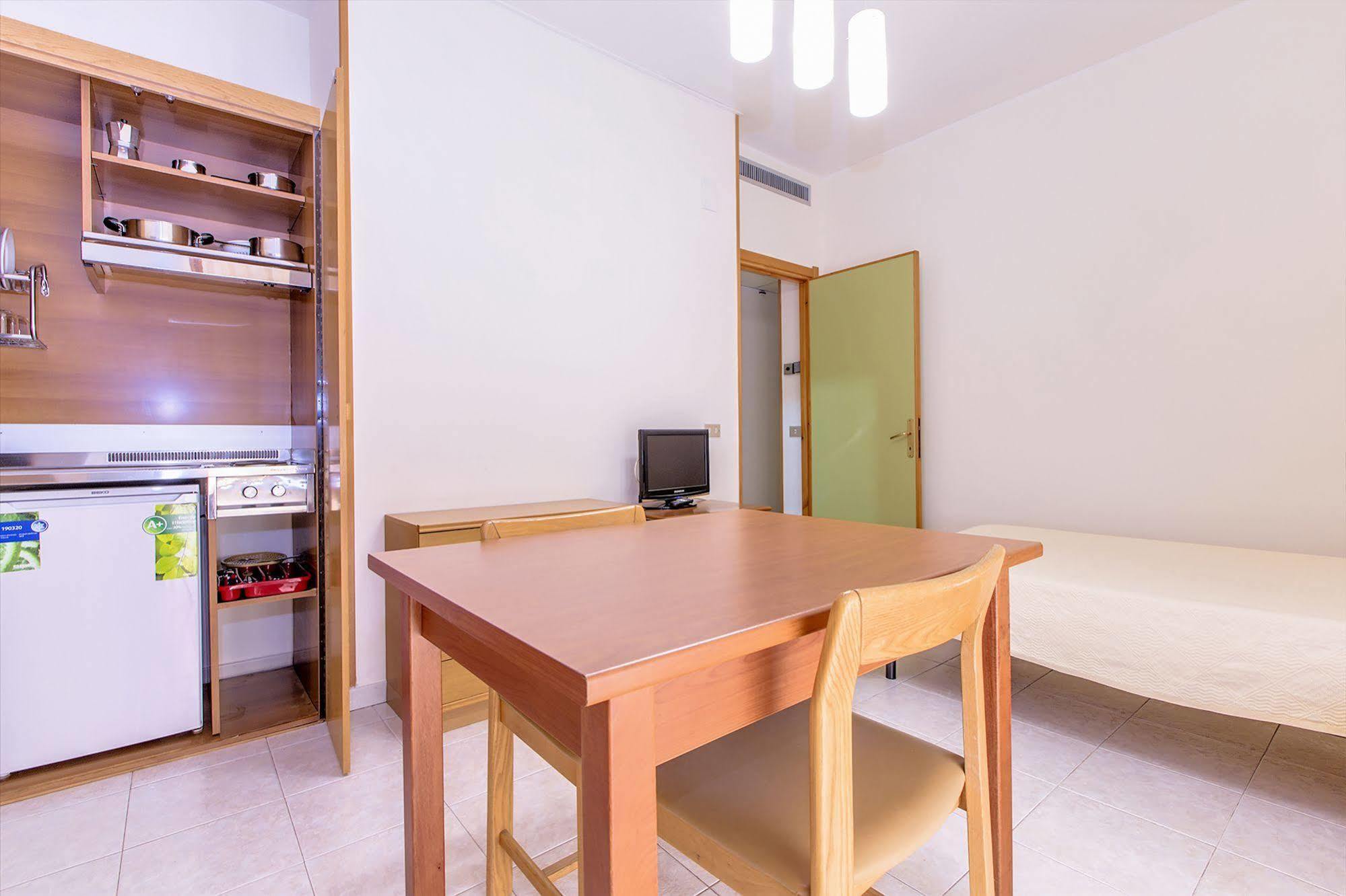 Hotel Residence Ulivi E Palme Κάλιαρι Εξωτερικό φωτογραφία
