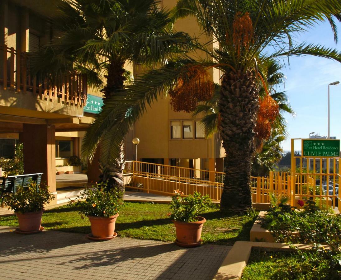 Hotel Residence Ulivi E Palme Κάλιαρι Δωμάτιο φωτογραφία